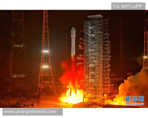 足球明星中的中场大师们如何改变比赛格局与战术风云