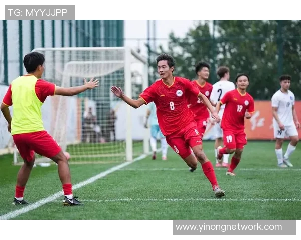 世界杯点评：北京足球队球员个人能力的精彩表现与战术分析